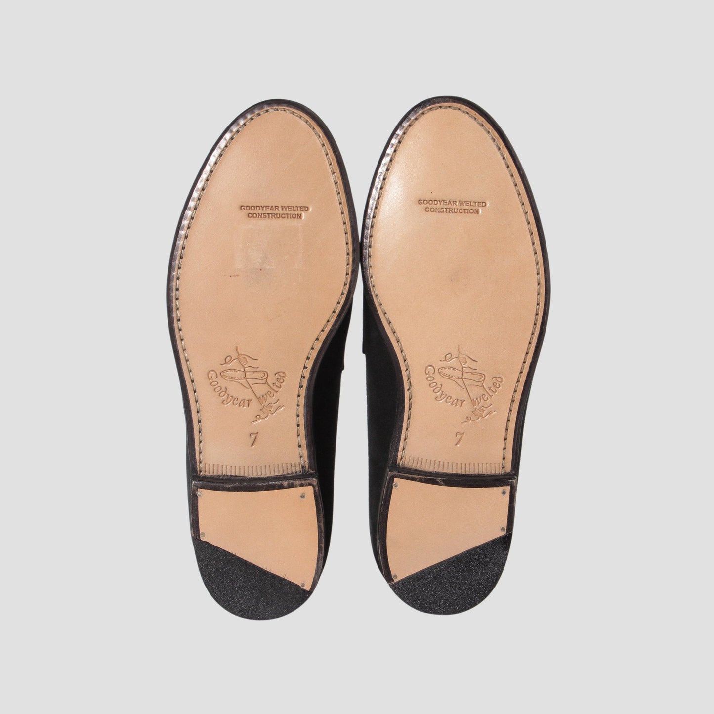 98976 / SUEDE / BLACK / LEATHERSOLE / UK7.0(26.0cm)