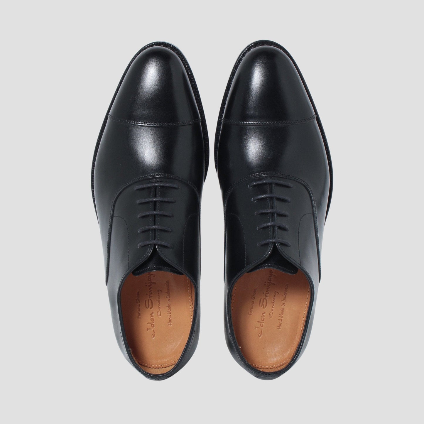 98321 / CALF / BLACK / DAINAITESOLE / UK5.5(24.0cm)