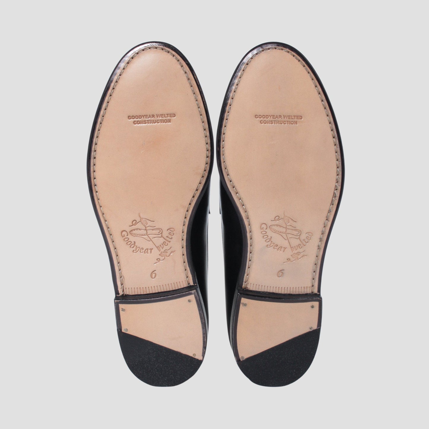 98976 / CALF / BLACK / LEATHERSOLE / UK6.0(25.0cm )