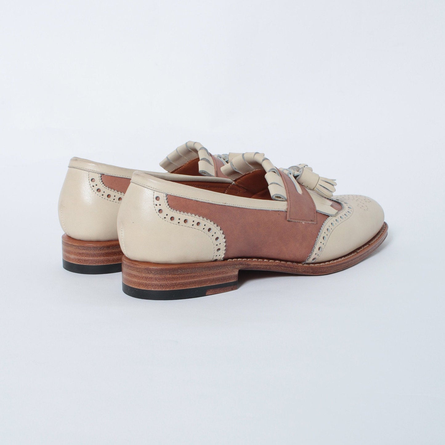 98826 / CALF / REDBROWN/IVORY / LEATHERSOLE / UK4.0(23.0cm)