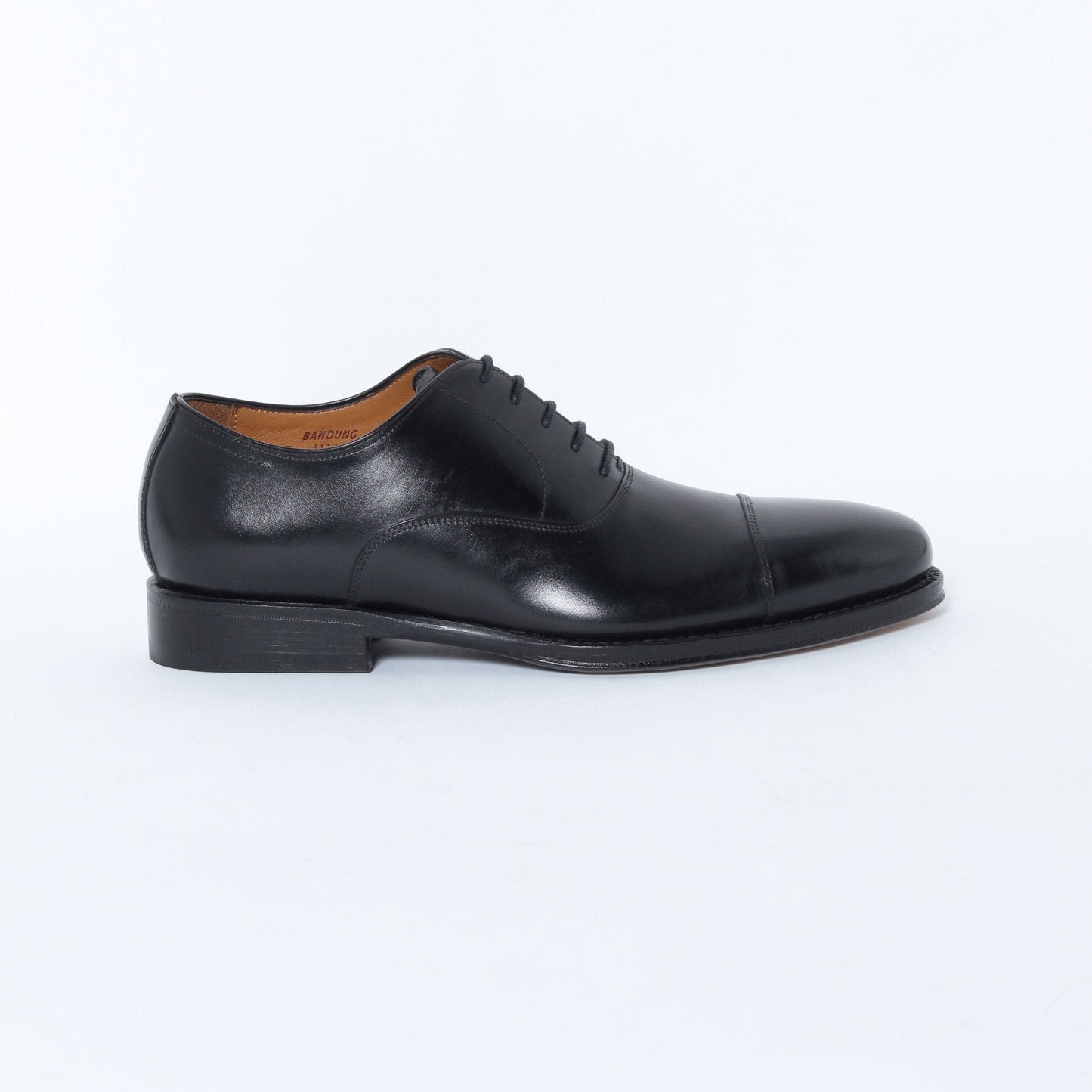 98317 / CALF / BLACK / LEATHERSOLE / UK7.5(26.0cm)