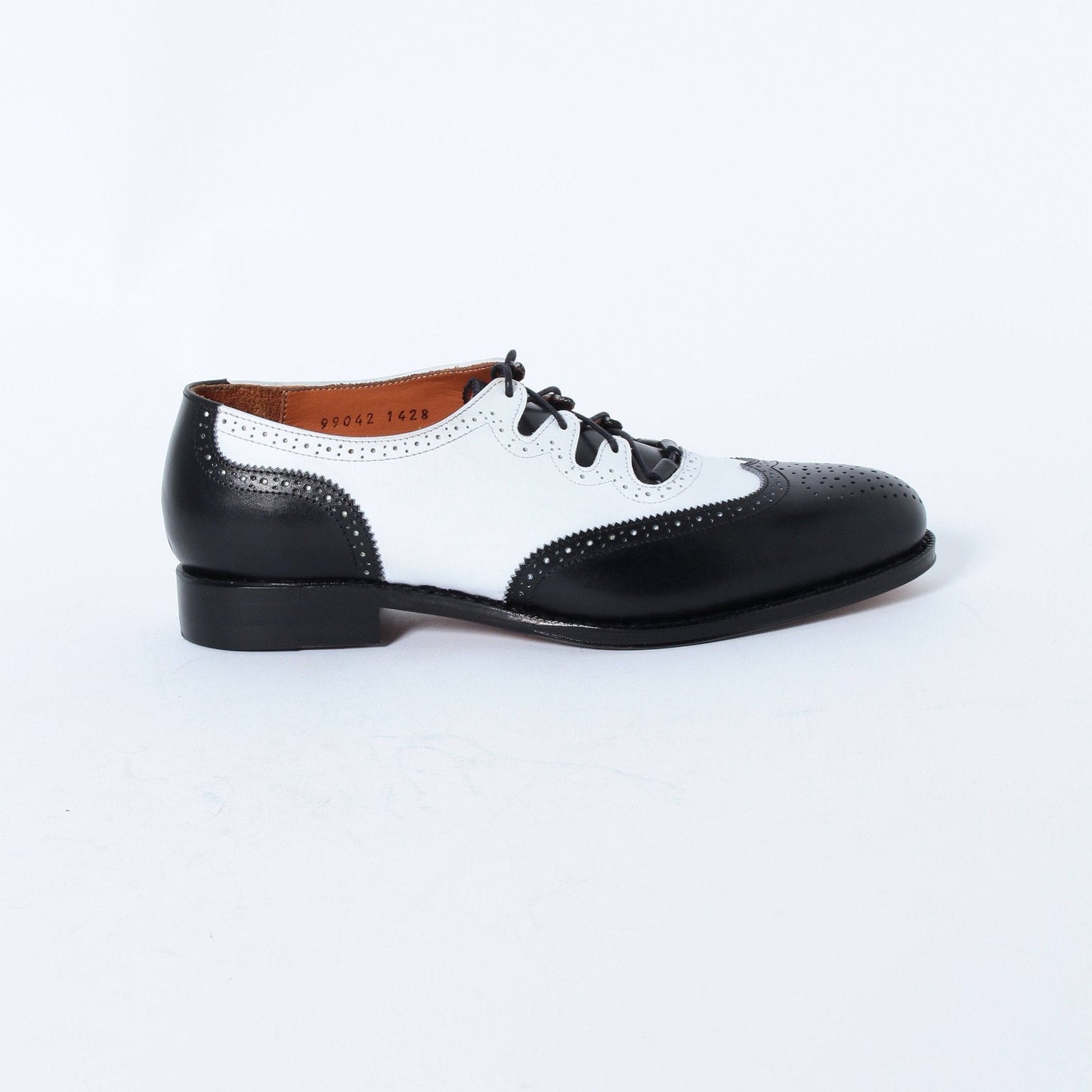 99042 / CALF / BLACK/WHITE / LEATHER SOLE / UK3.5(22.5cm)